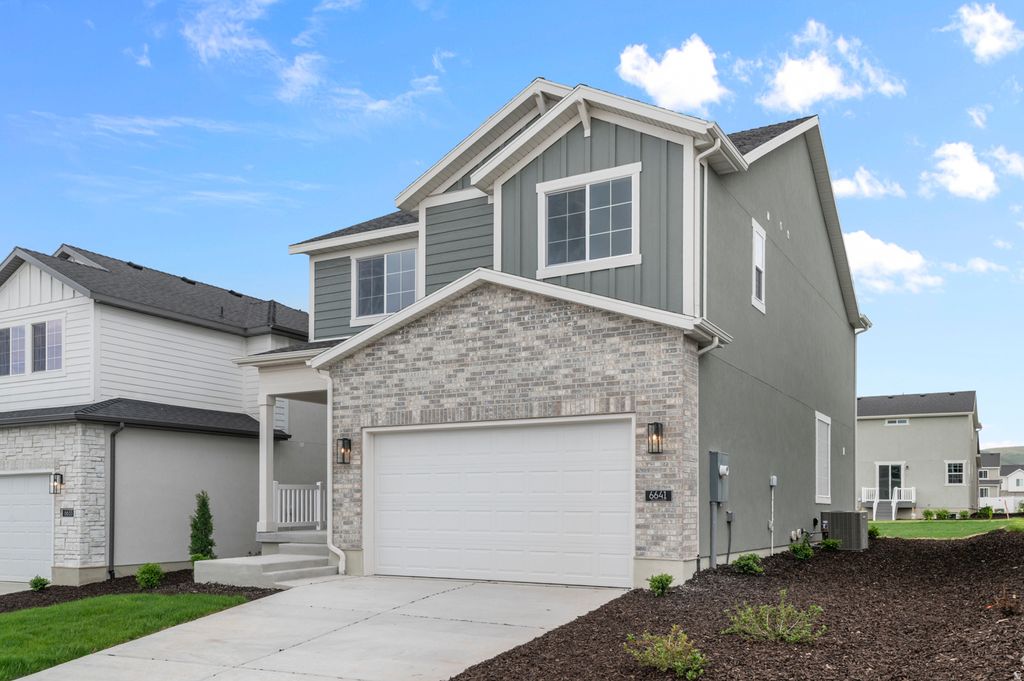 Photo of 6641 W SPRING SNOW LN, Herriman, UT 84096 (MLS # 2125278)