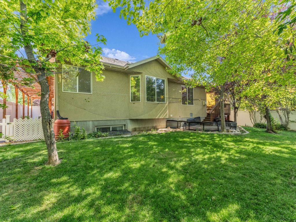 Photo of 4587 W FLINTLOCK WAY, Herriman, UT 84096 (MLS # 2127239)