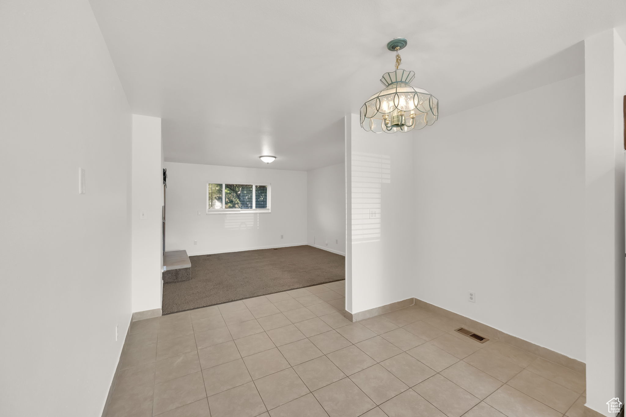 AMIRON CONDO - Residential