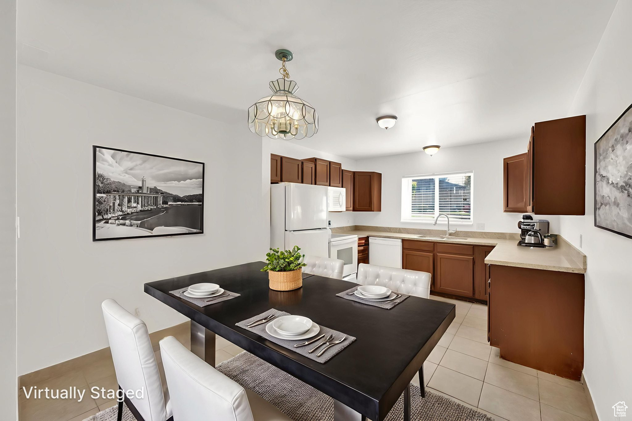 AMIRON CONDO - Residential