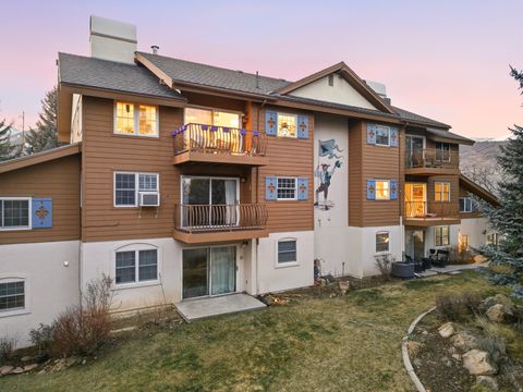 Tiny photo for 939 SCHNEITTER CIR #5, Midway, UT 84049 (MLS # 2135059)