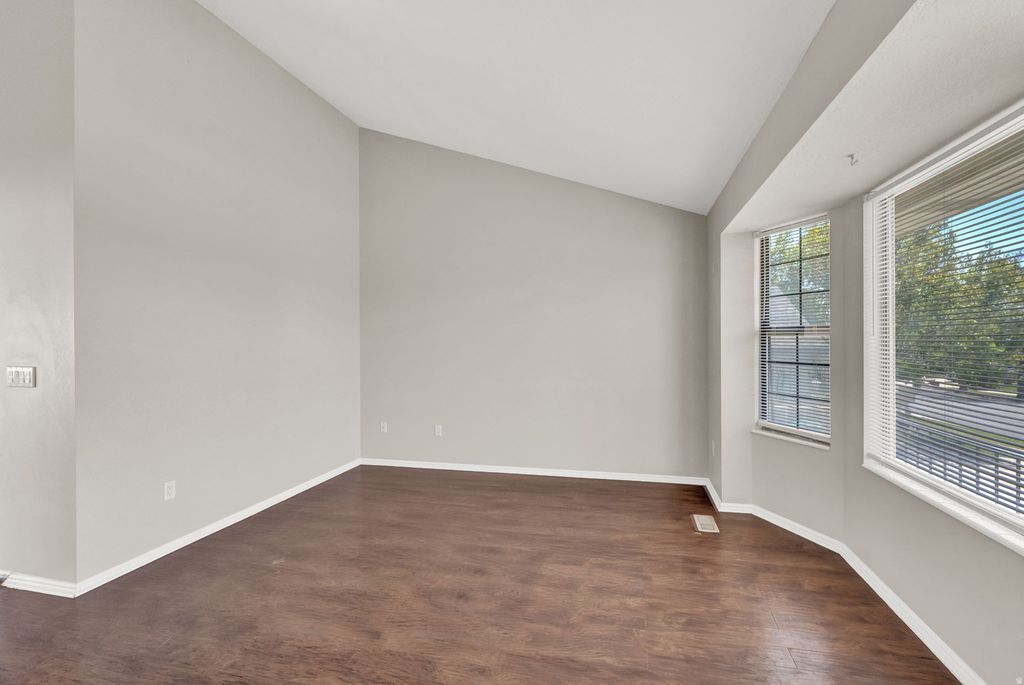 Photo of 1126 N 1000 E, Layton, UT 84040 (MLS # 2173925)