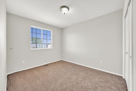 Tiny photo for 1126 N 1000 E, Layton, UT 84040 (MLS # 2173925)