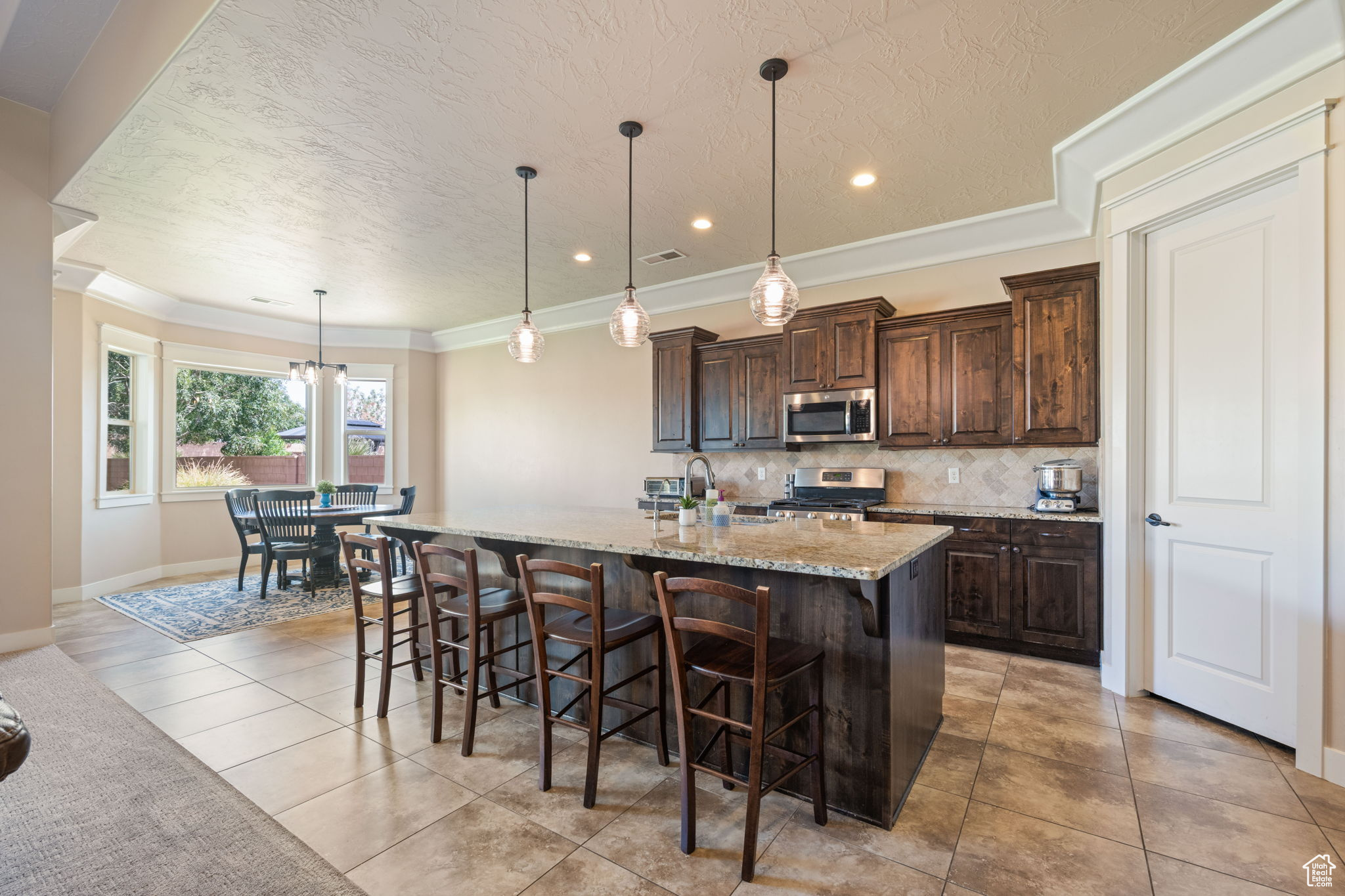 GENTRY LANE - Residential