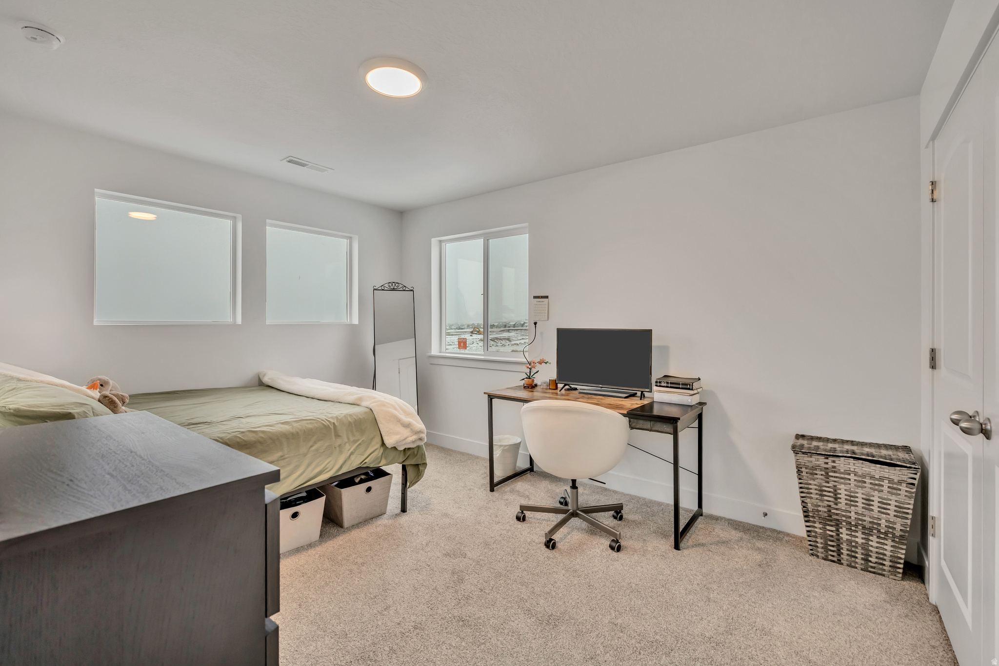 MOUNTAIN RIDGE - Residential