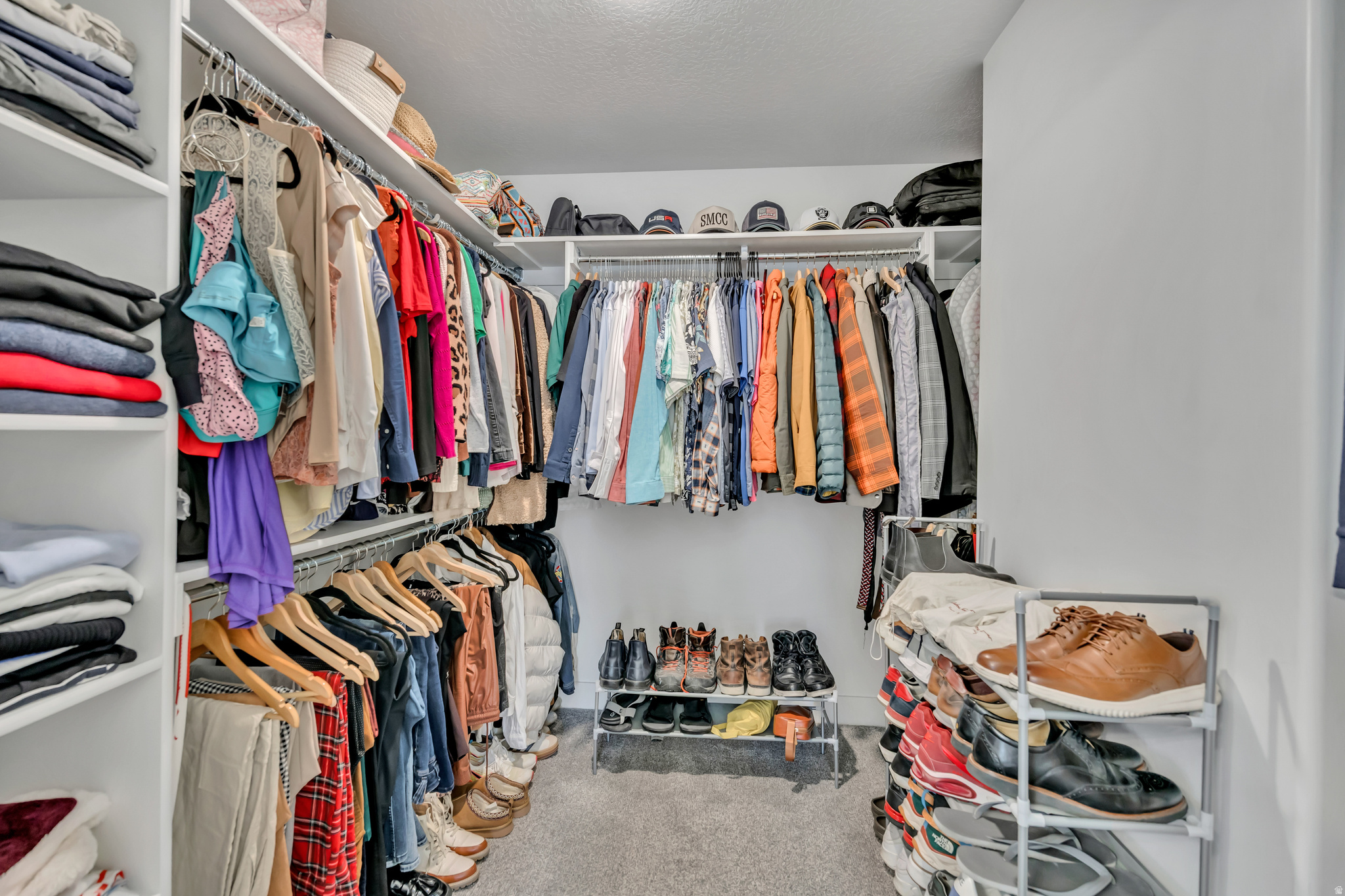 MOUNTAIN RIDGE - Residential