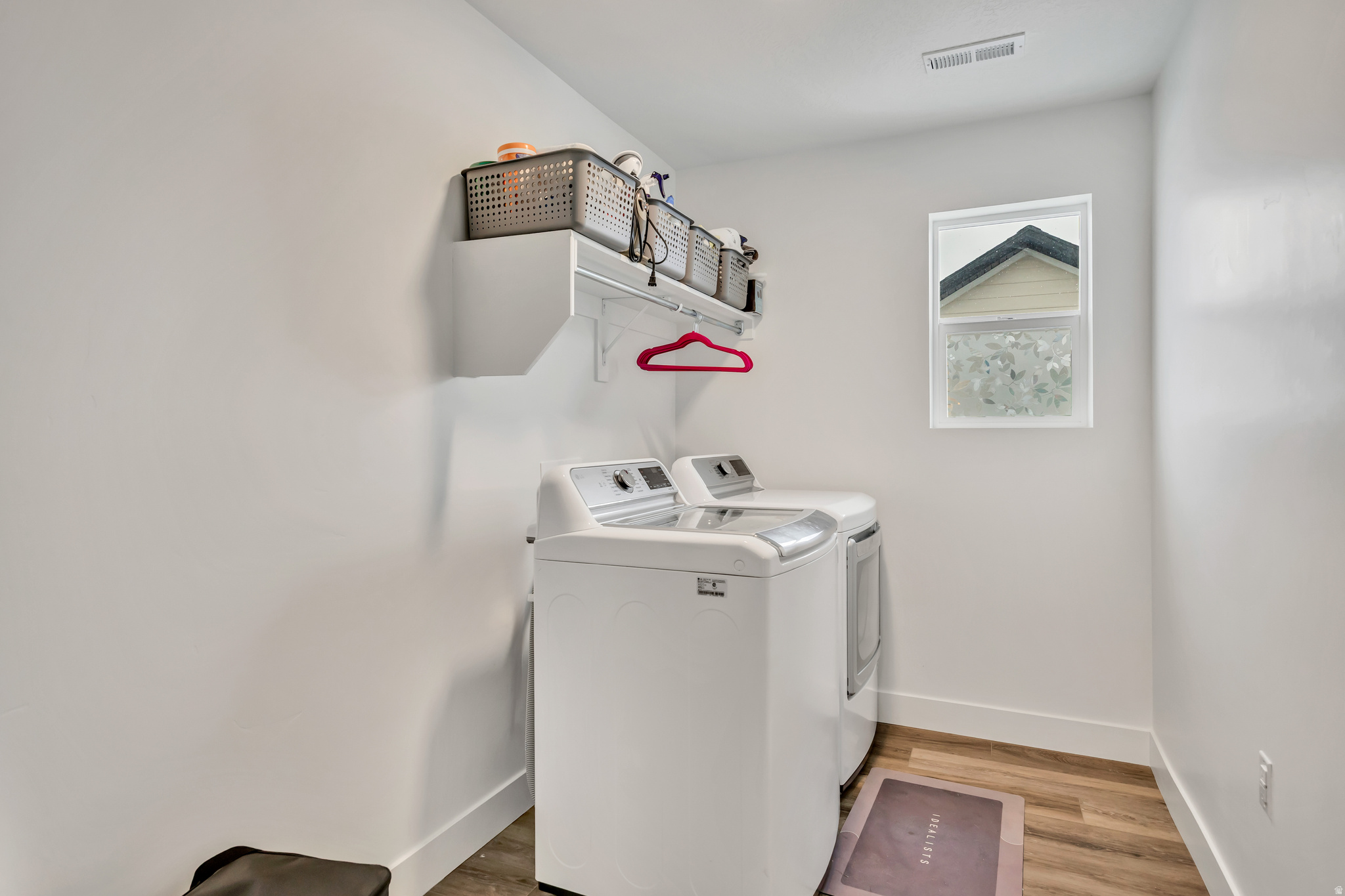 MOUNTAIN RIDGE - Residential