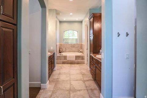 Tiny photo for 224 E 1175 S, Ivins, UT 84738 (MLS # 2158515)