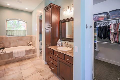 Tiny photo for 224 E 1175 S, Ivins, UT 84738 (MLS # 2158515)