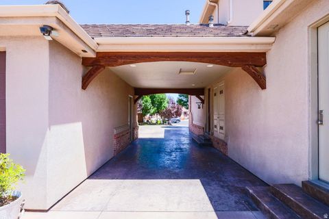 Tiny photo for 224 E 1175 S, Ivins, UT 84738 (MLS # 2158515)