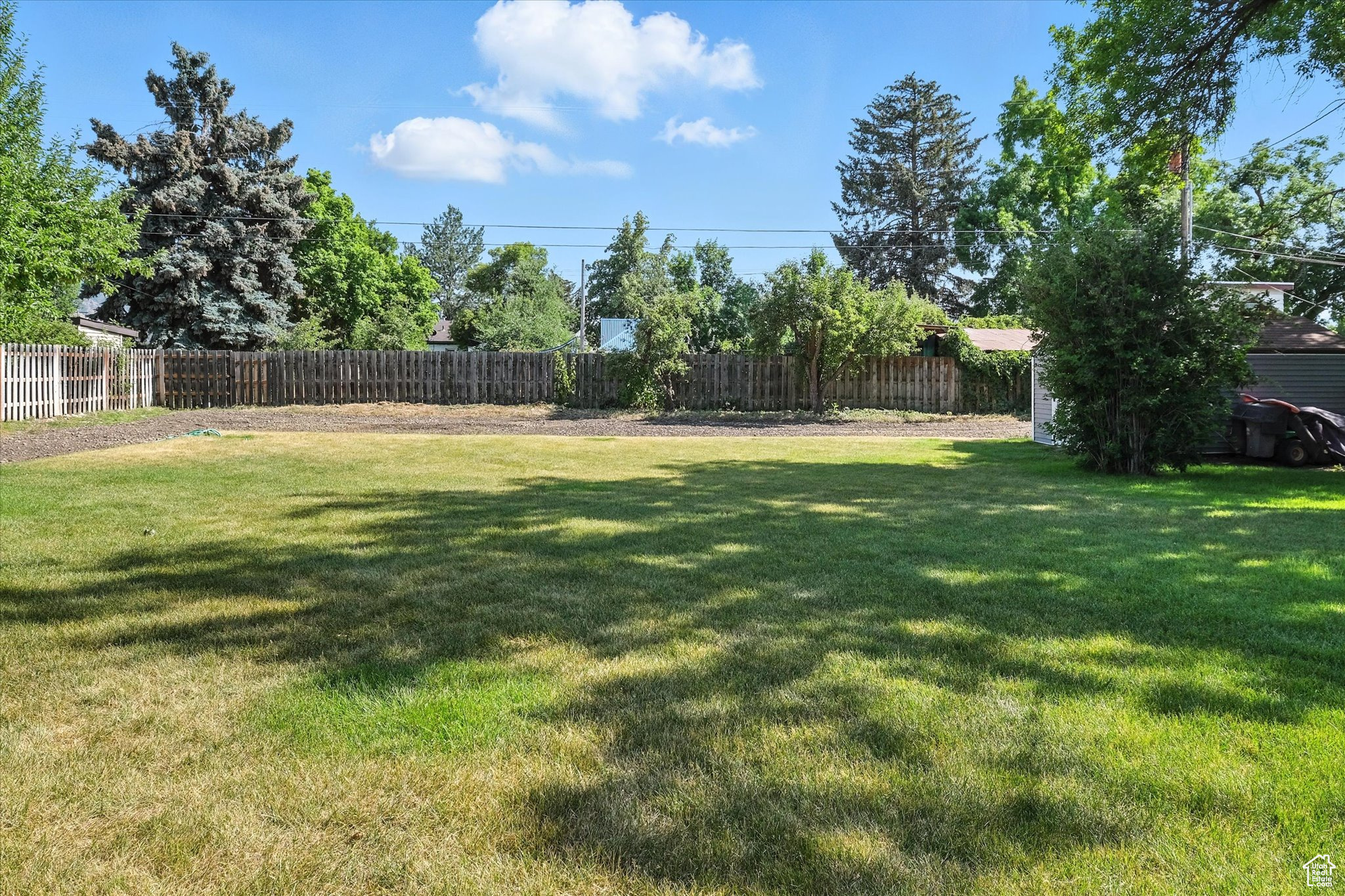 RIVER HEIGHTS - Residential
