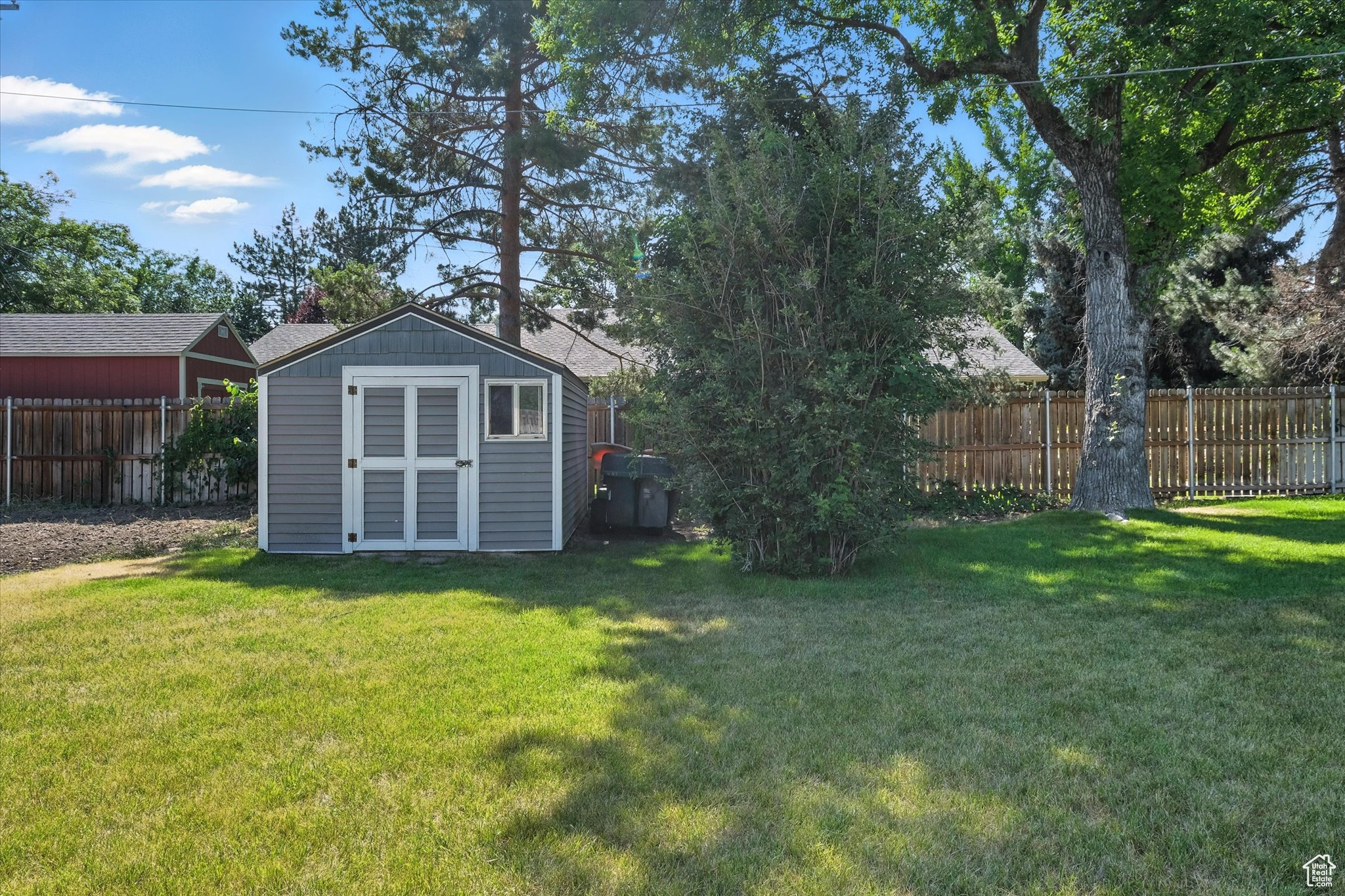 RIVER HEIGHTS - Residential
