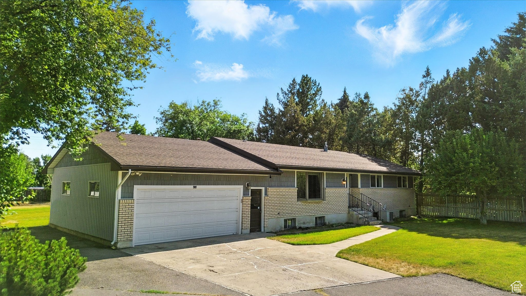 RIVER HEIGHTS - Residential