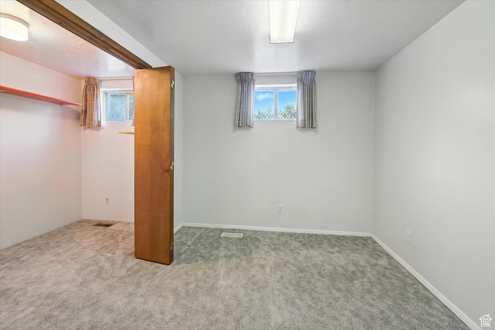 RIVER HEIGHTS - Residential