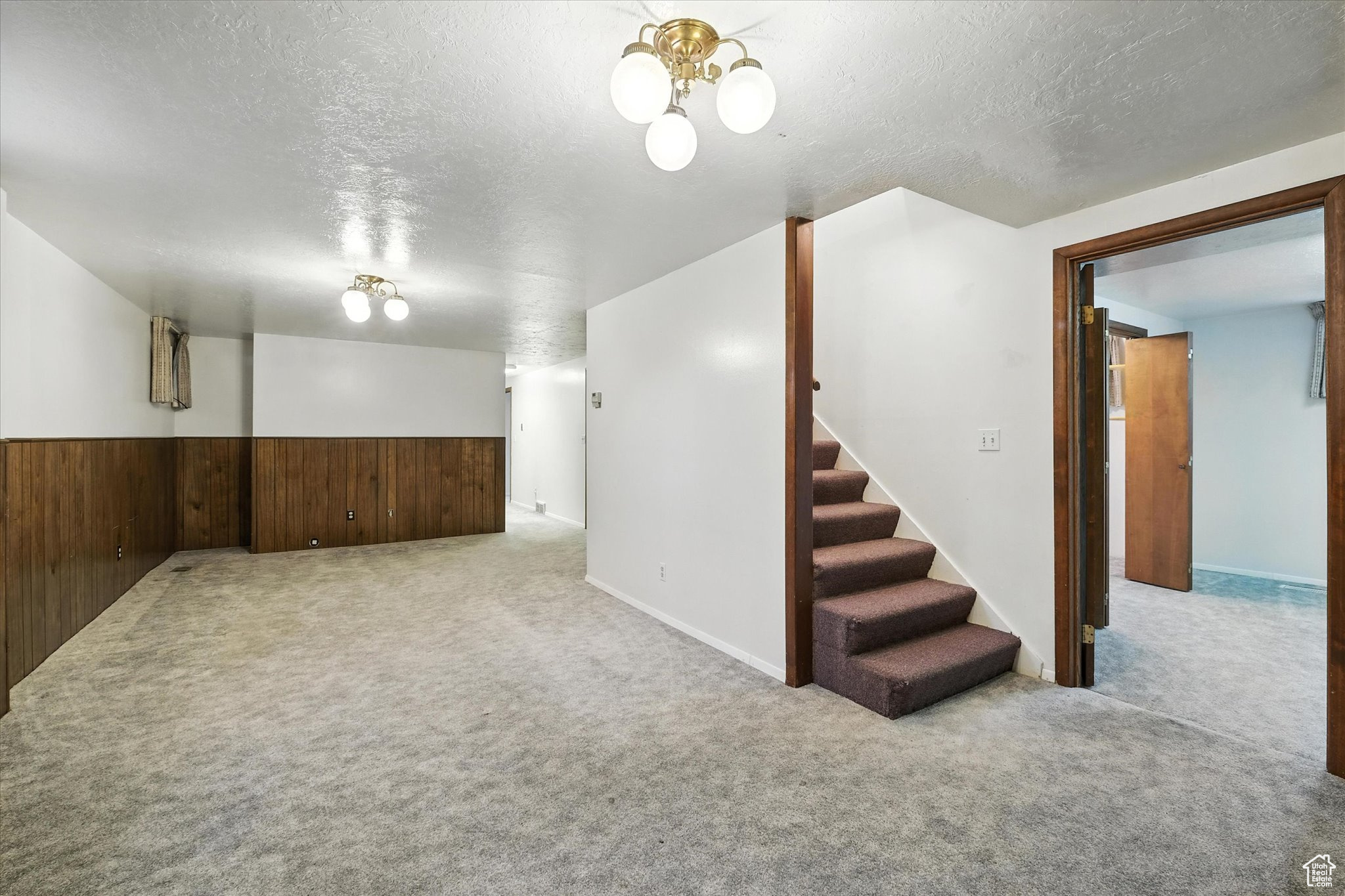 RIVER HEIGHTS - Residential