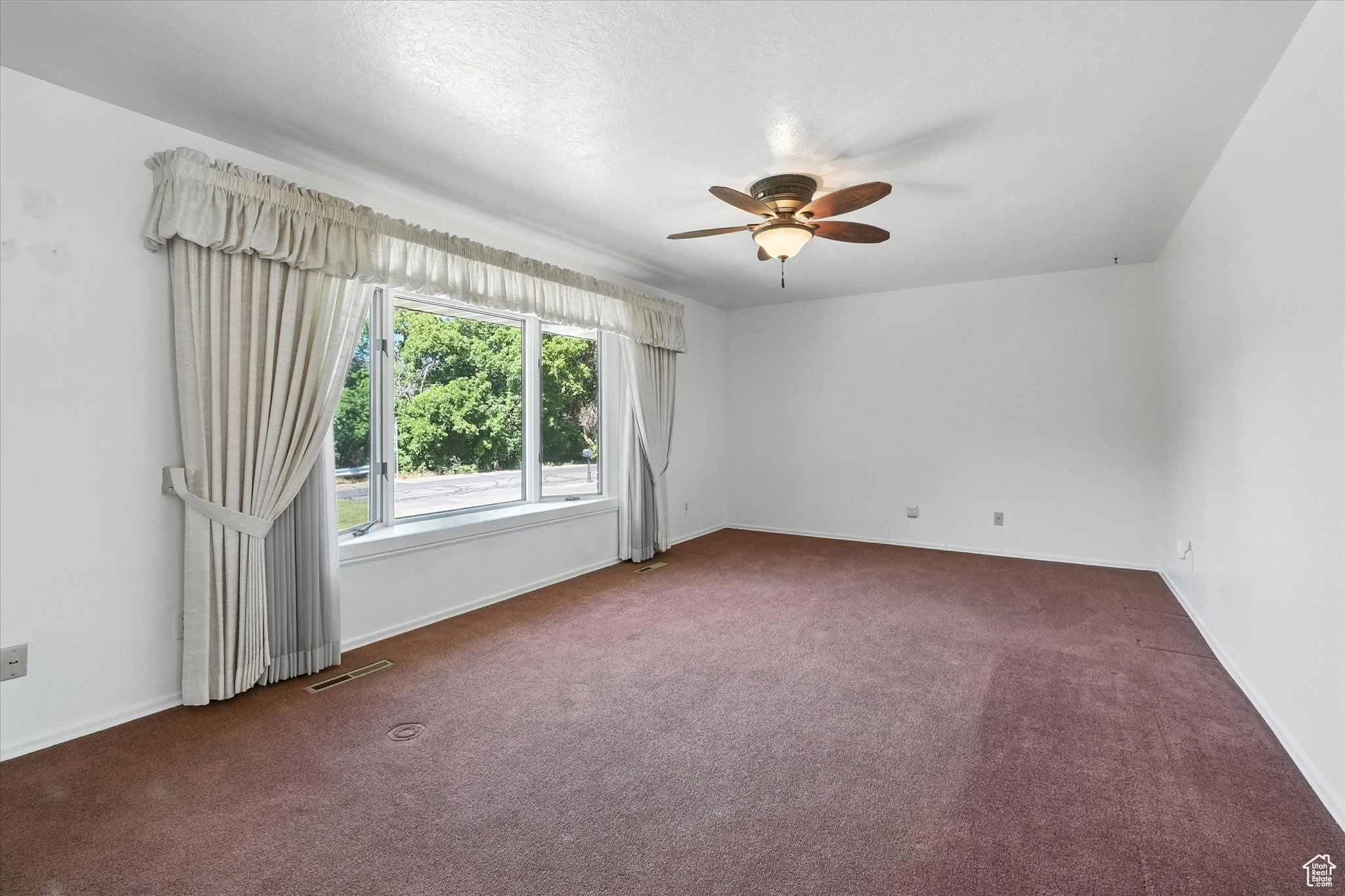 RIVER HEIGHTS - Residential