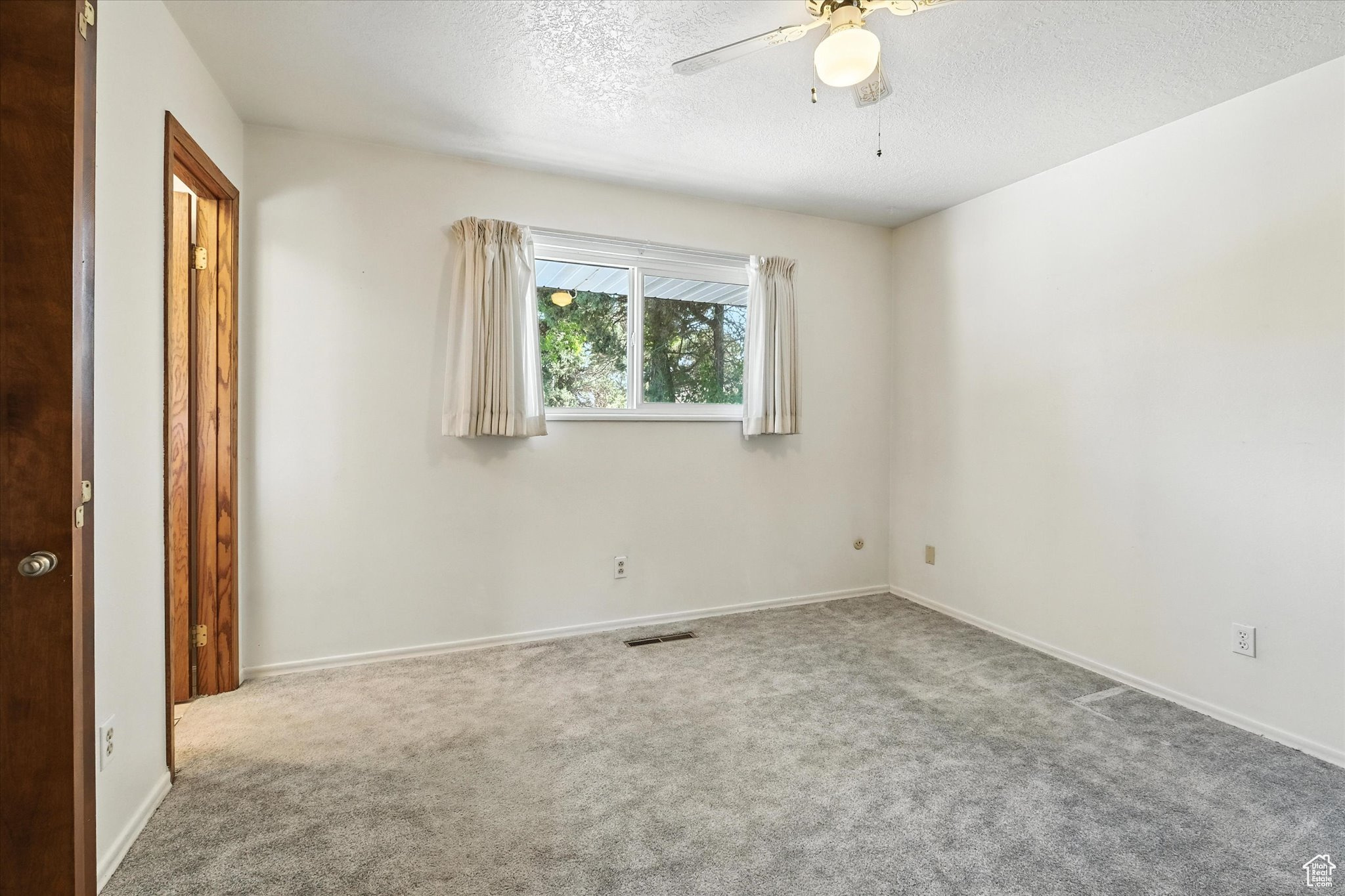 RIVER HEIGHTS - Residential