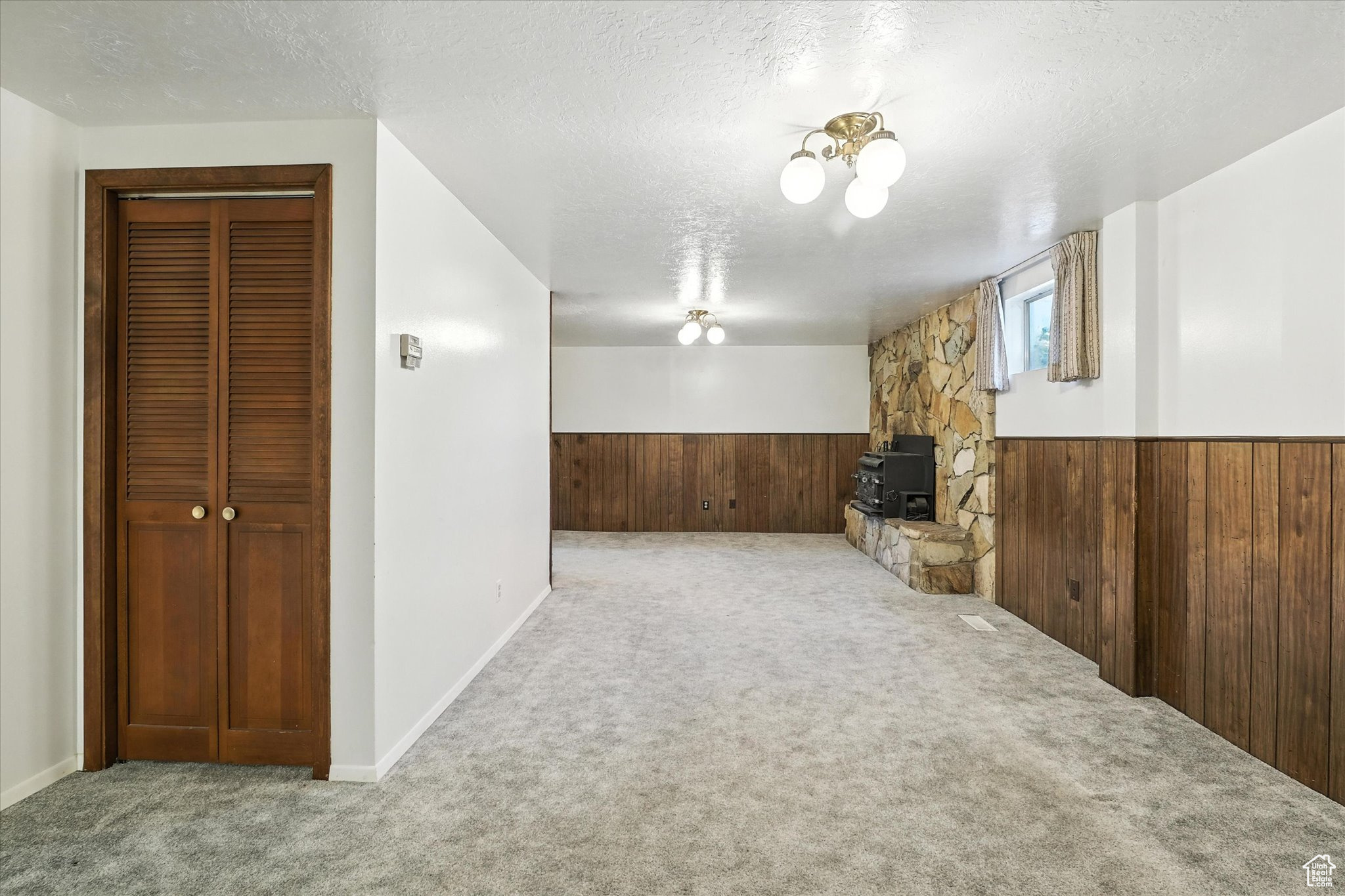 RIVER HEIGHTS - Residential