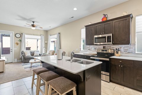 Tiny photo for 1254 W HOPEWELL DR, Saint George, UT 84790 (MLS # 2120573)