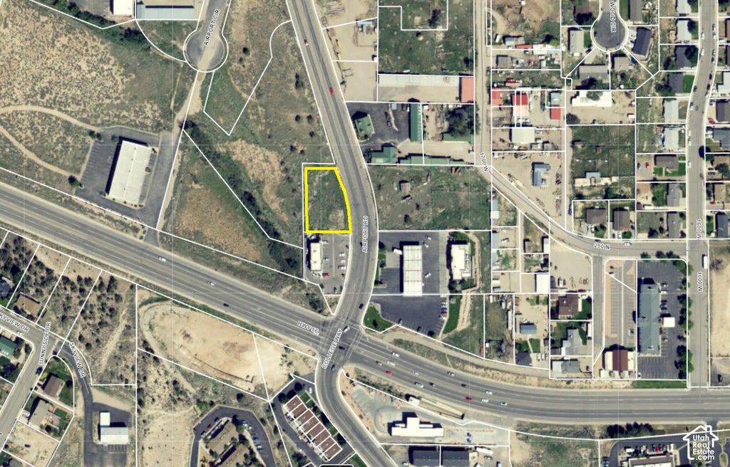 Photo of 305 N AIRPORT RD, Cedar City, UT 84720 (MLS # 2193172)