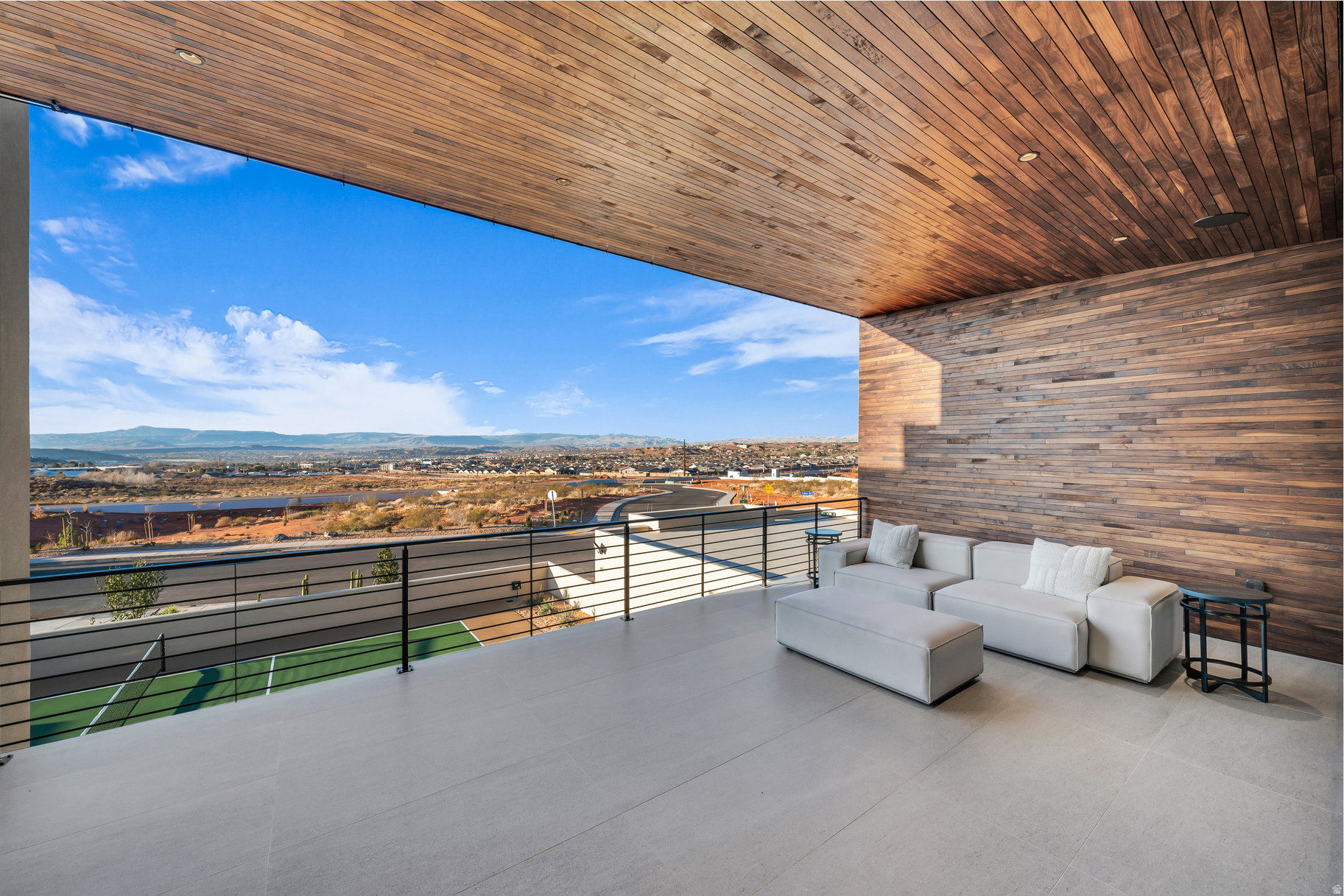 SOLENTE VILLAGE - Residential