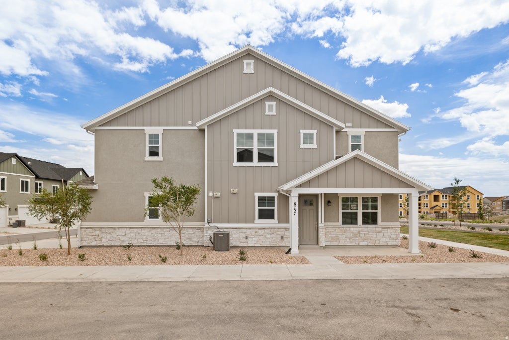 Photo of 6757 W JUMBO ROCKS LN #249, Herriman, UT 84096 (MLS # 2171536)