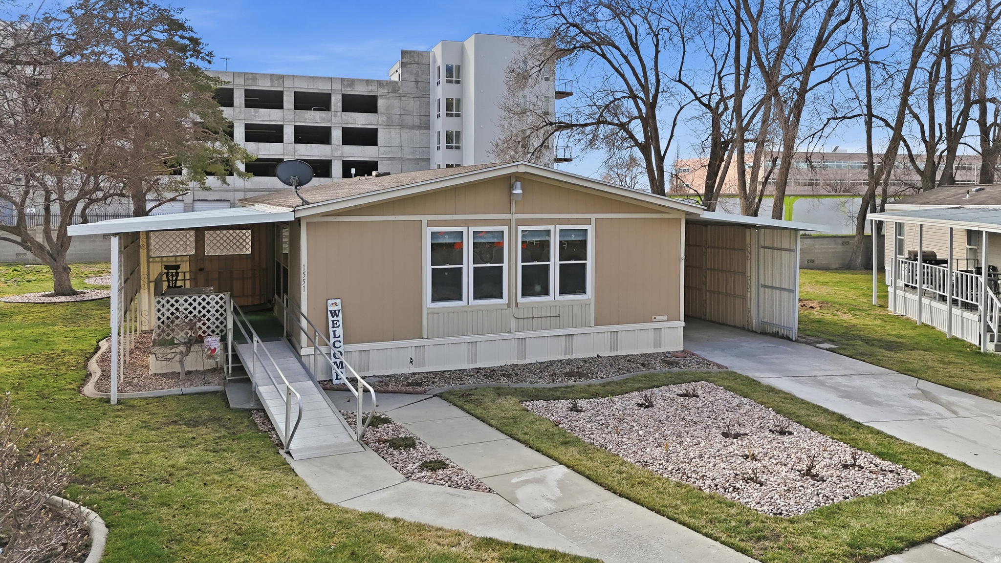 ALL SEASONS - Residential