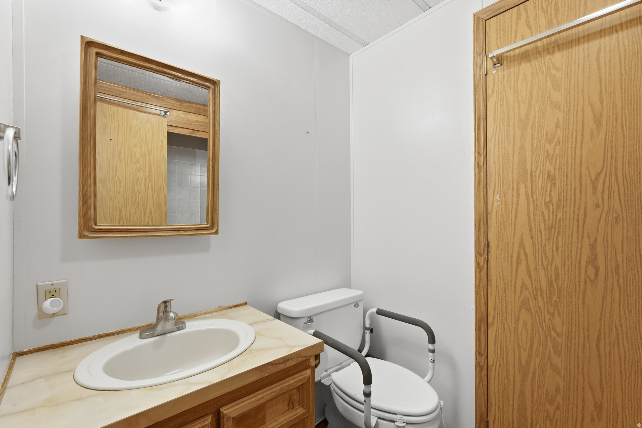 ALL SEASONS - Residential