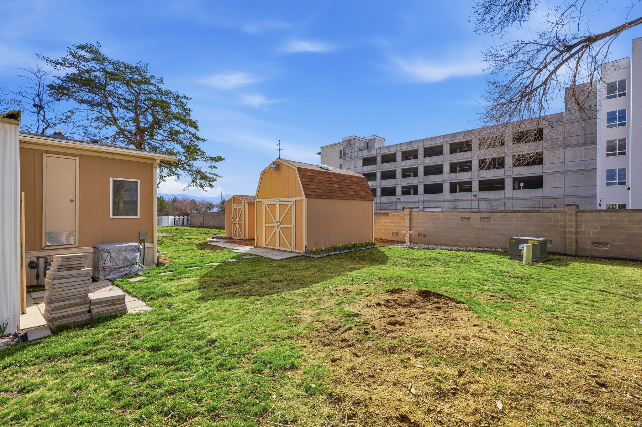 ALL SEASONS - Residential