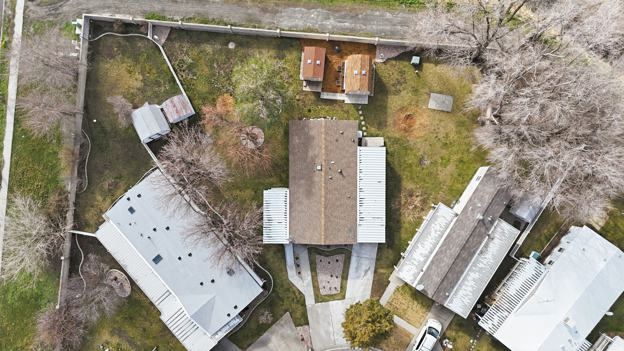 ALL SEASONS - Residential