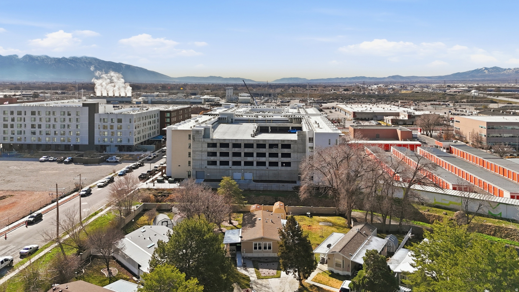 ALL SEASONS - Residential