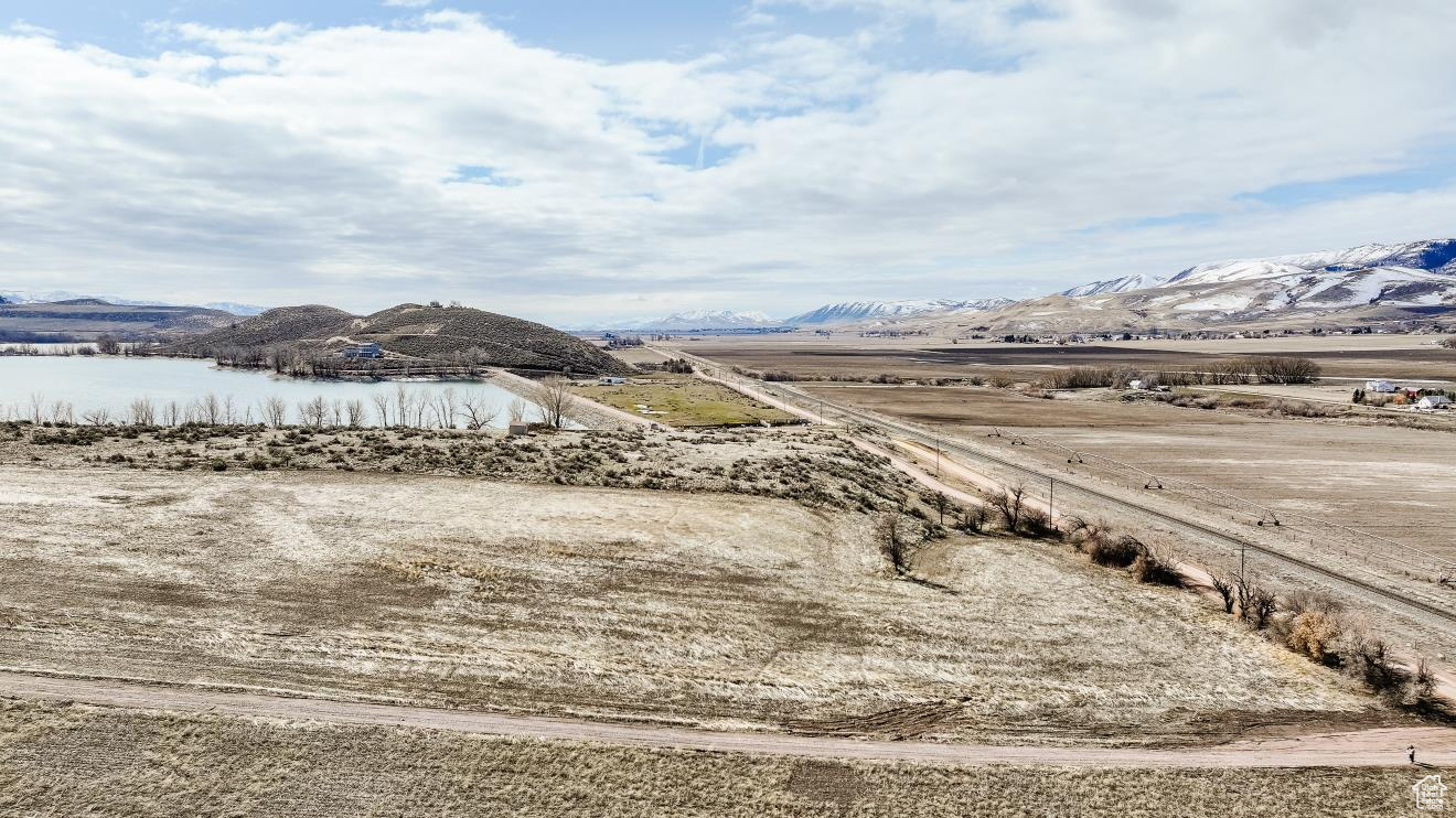 HULL LOT OF LITTLES SUBDIVISION - Land