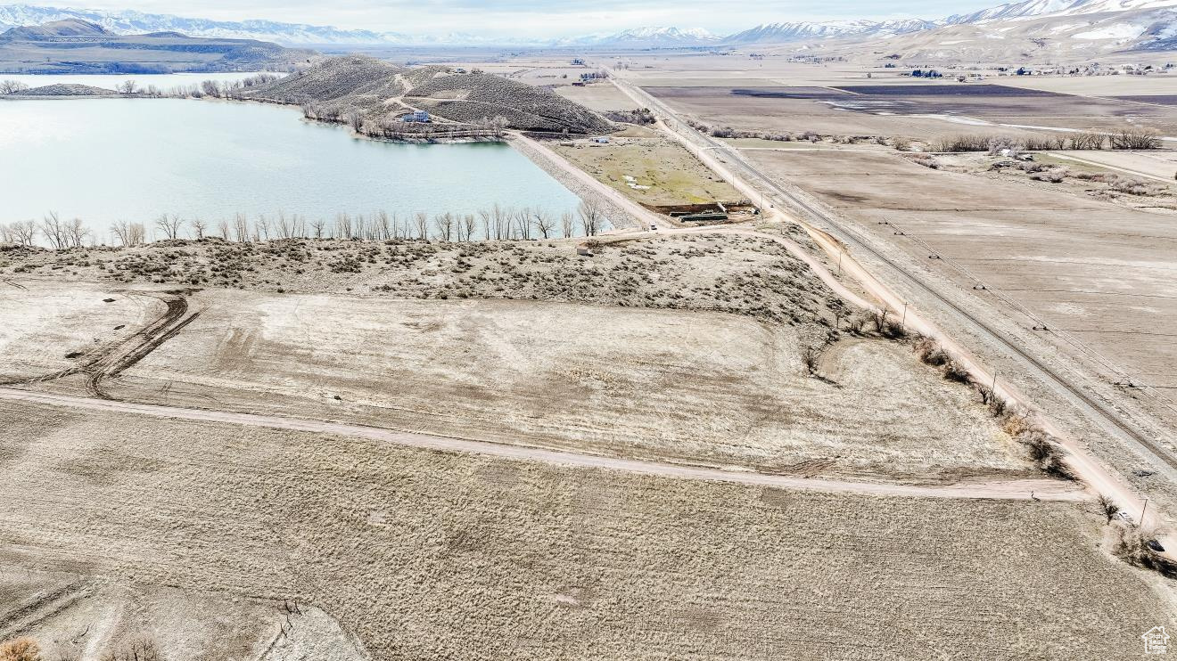 HULL LOT OF LITTLES SUBDIVISION - Land