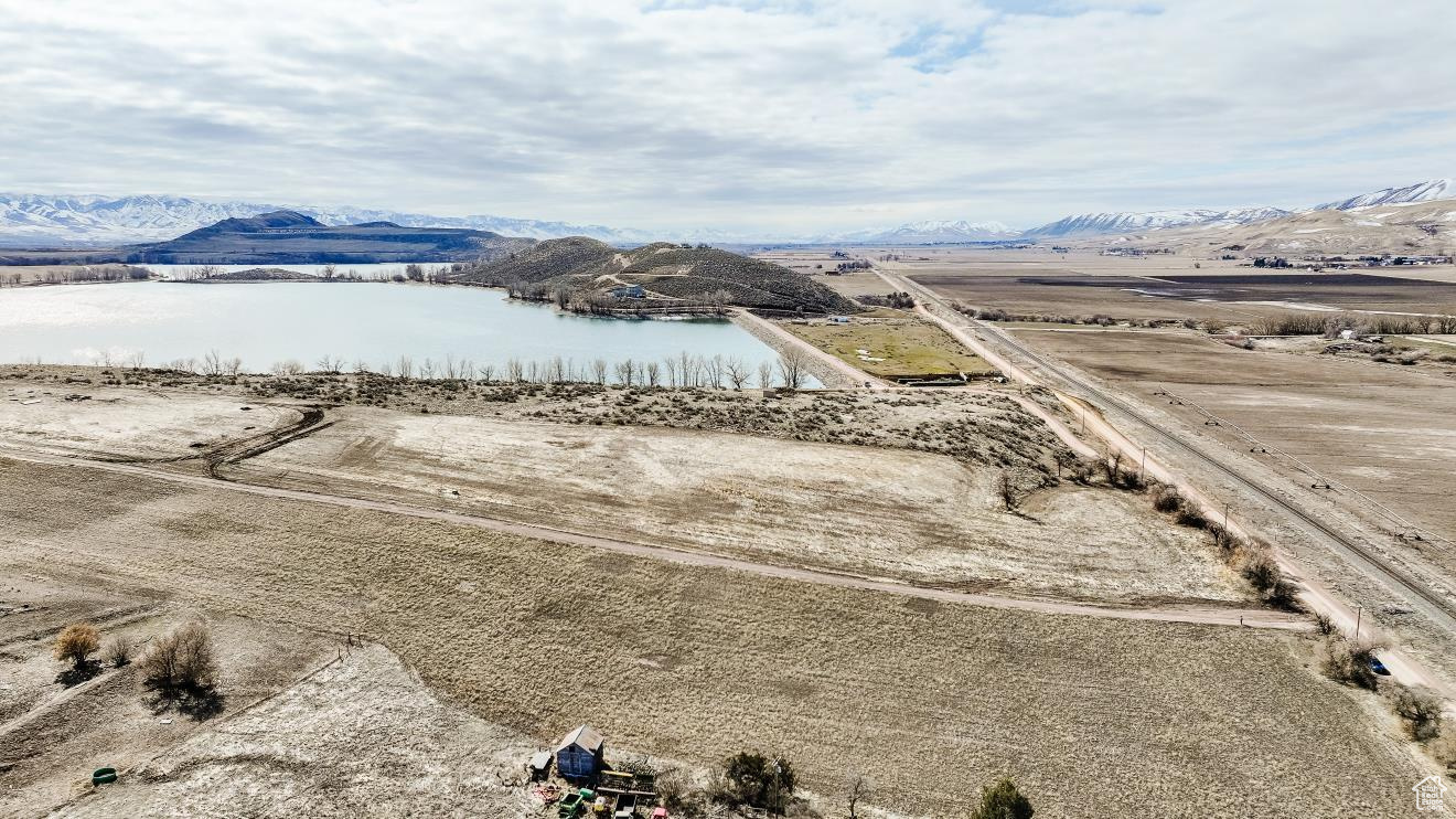 HULL LOT OF LITTLES SUBDIVISION - Land