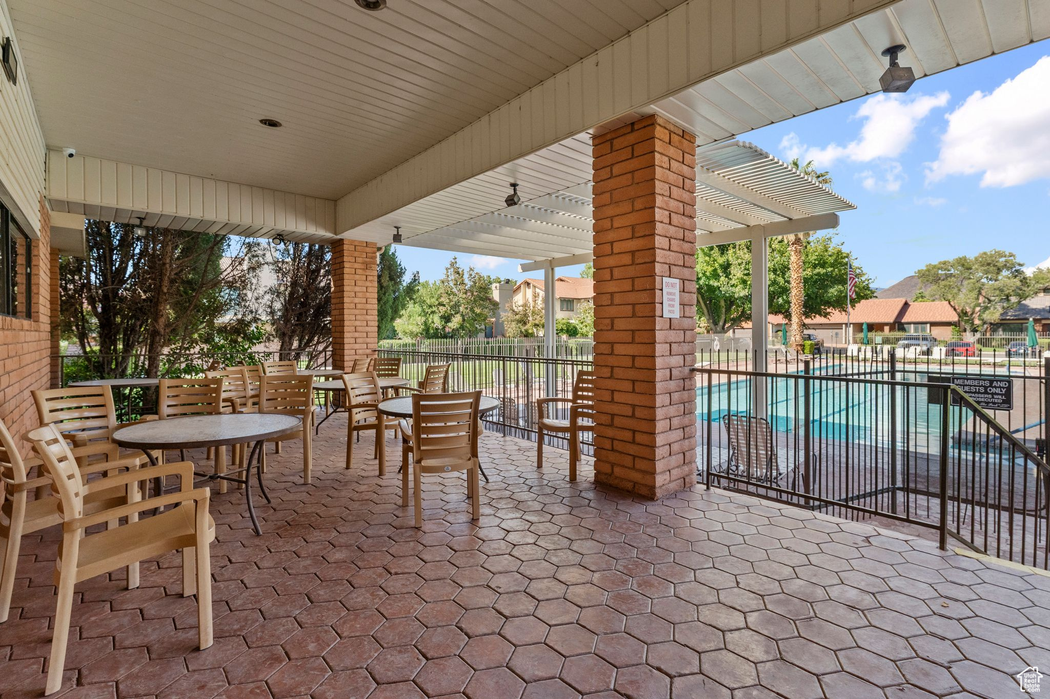 PARK AT GREEN VALLEY AMD - Residential