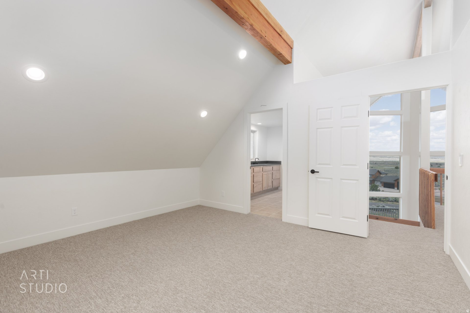 PAUNSAUGUNT CLIFFS SUBDIVISION - Residential
