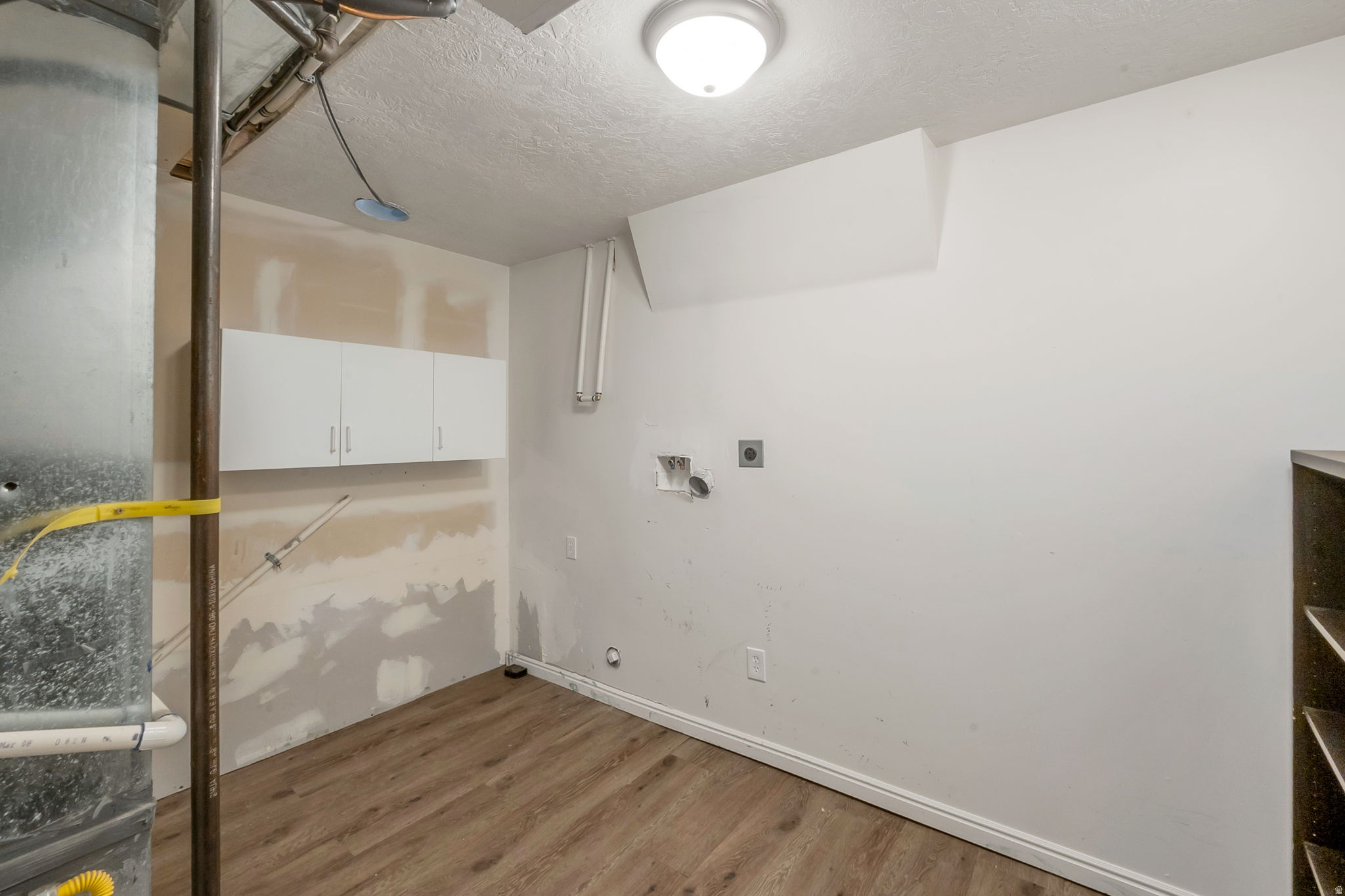 SILVER LAKE - Residential