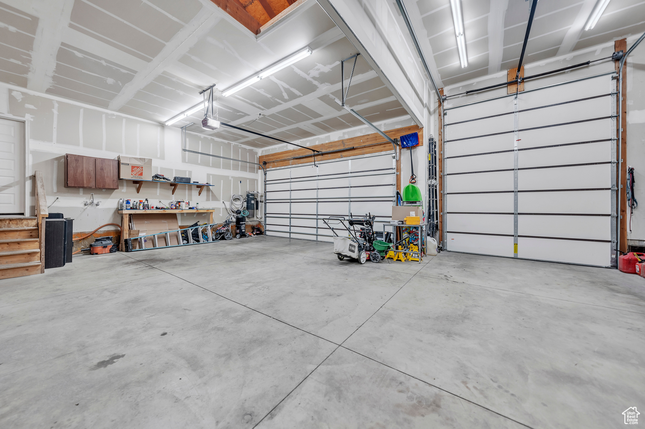 TOOELE HEIGHTS SUBDIVISION - Residential