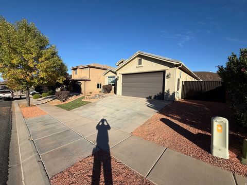 Tiny photo for 718 W 400 N, Hurricane, UT 84737 (MLS # 2120830)
