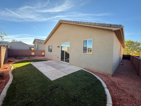 Tiny photo for 718 W 400 N, Hurricane, UT 84737 (MLS # 2120830)