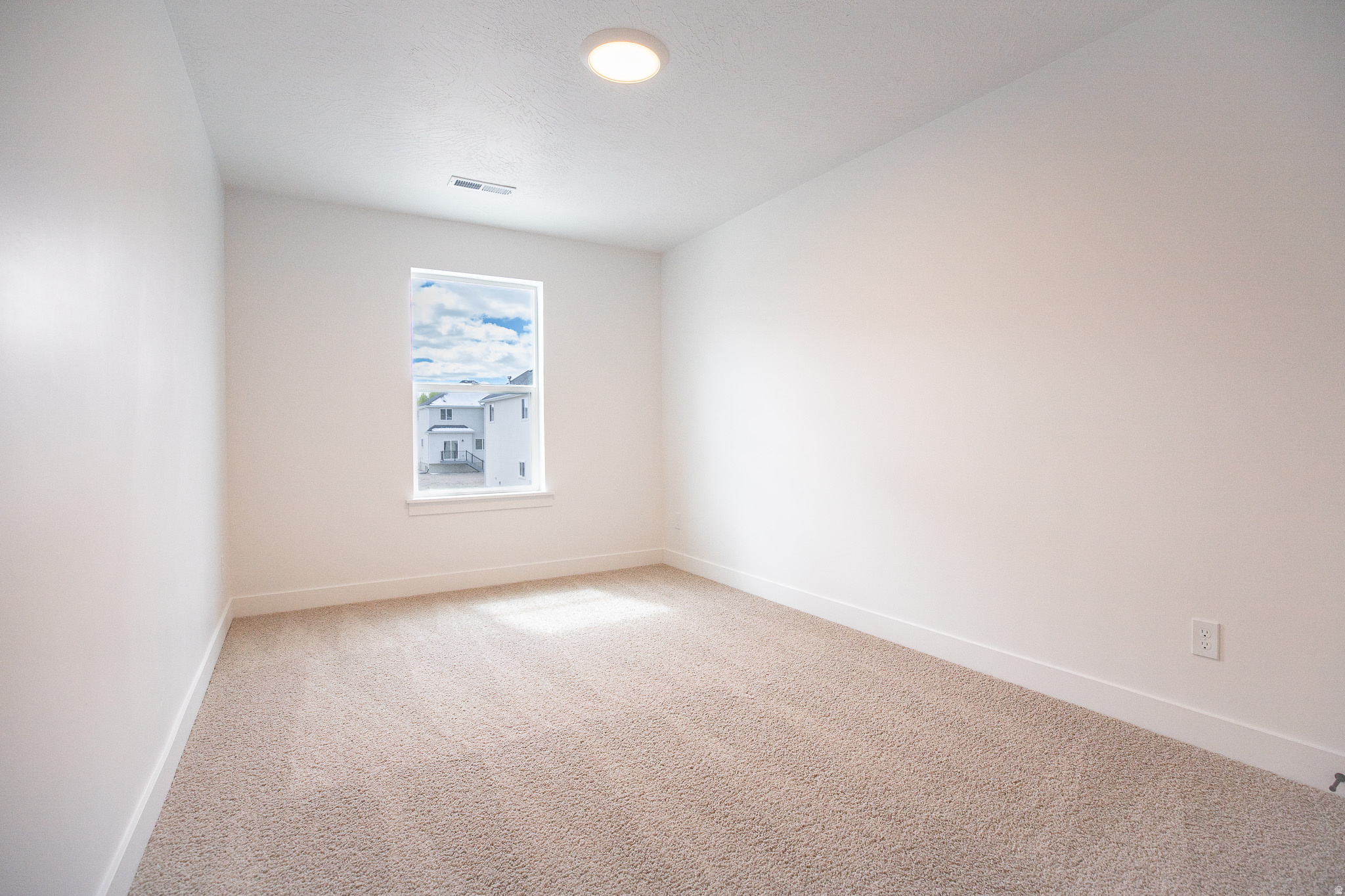 SALEM FIELDS - Residential