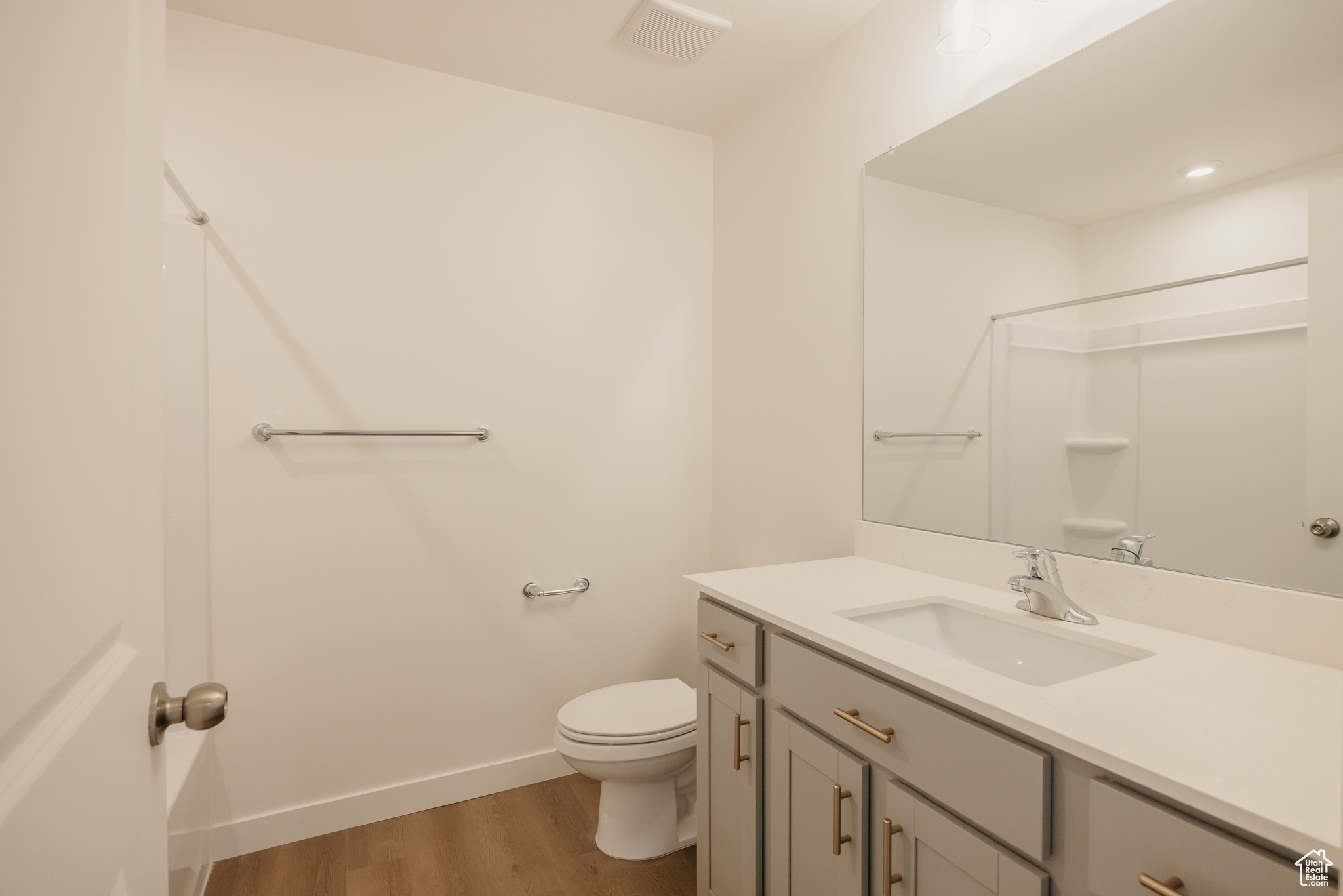 EAGLE HEIGHTS - Residential Income