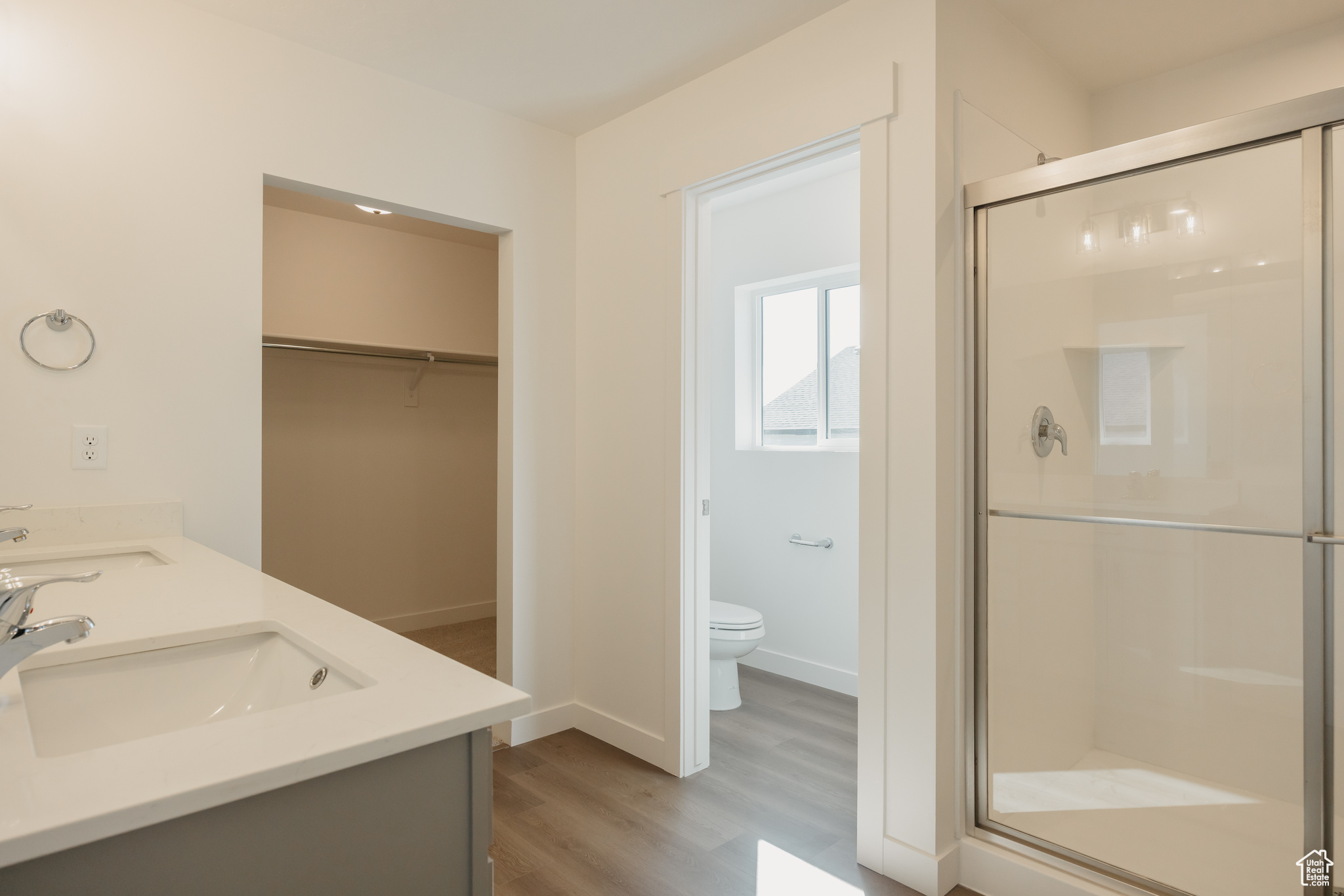 EAGLE HEIGHTS - Residential Income