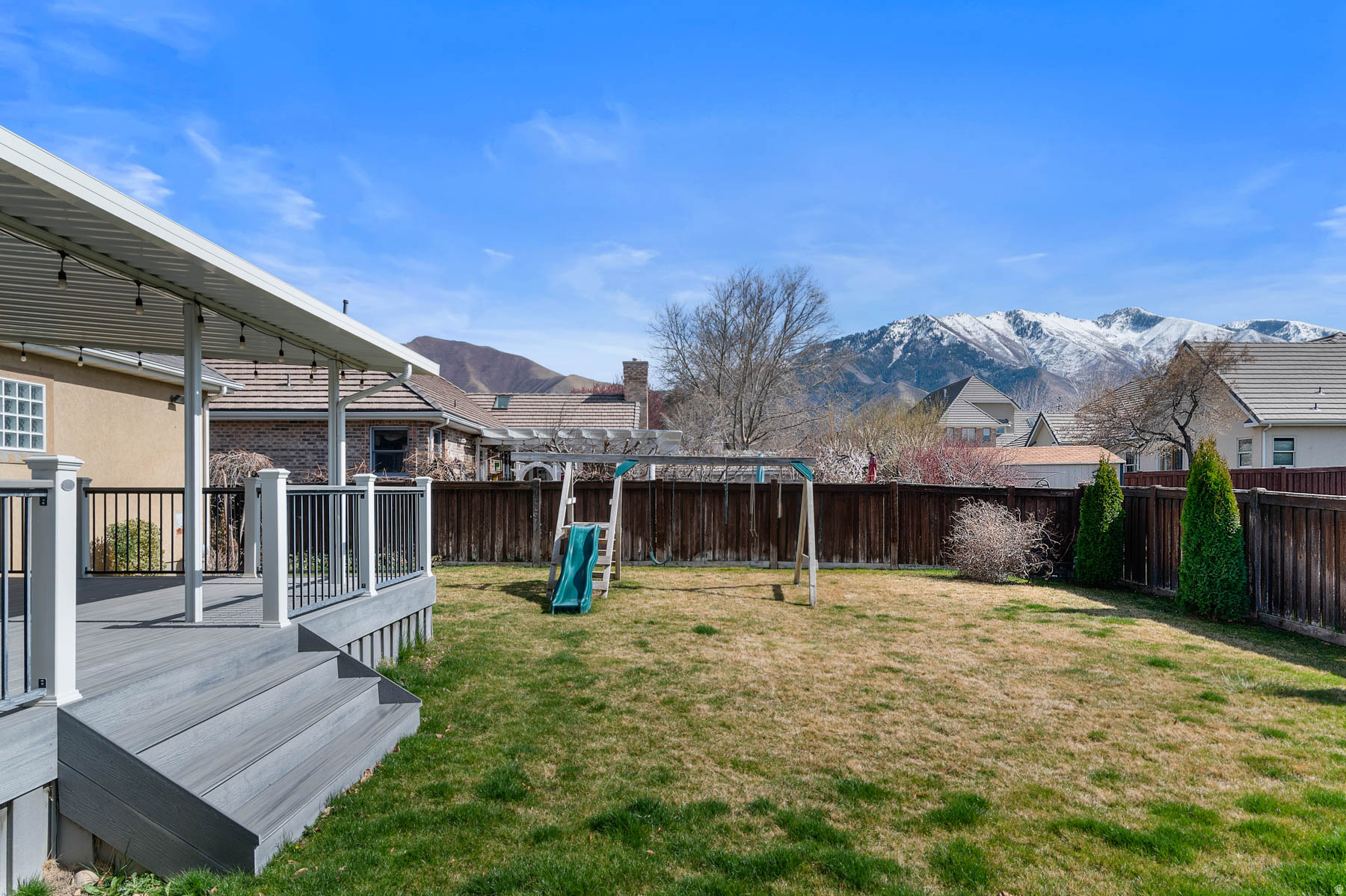 WOOD ESTATES - Residential