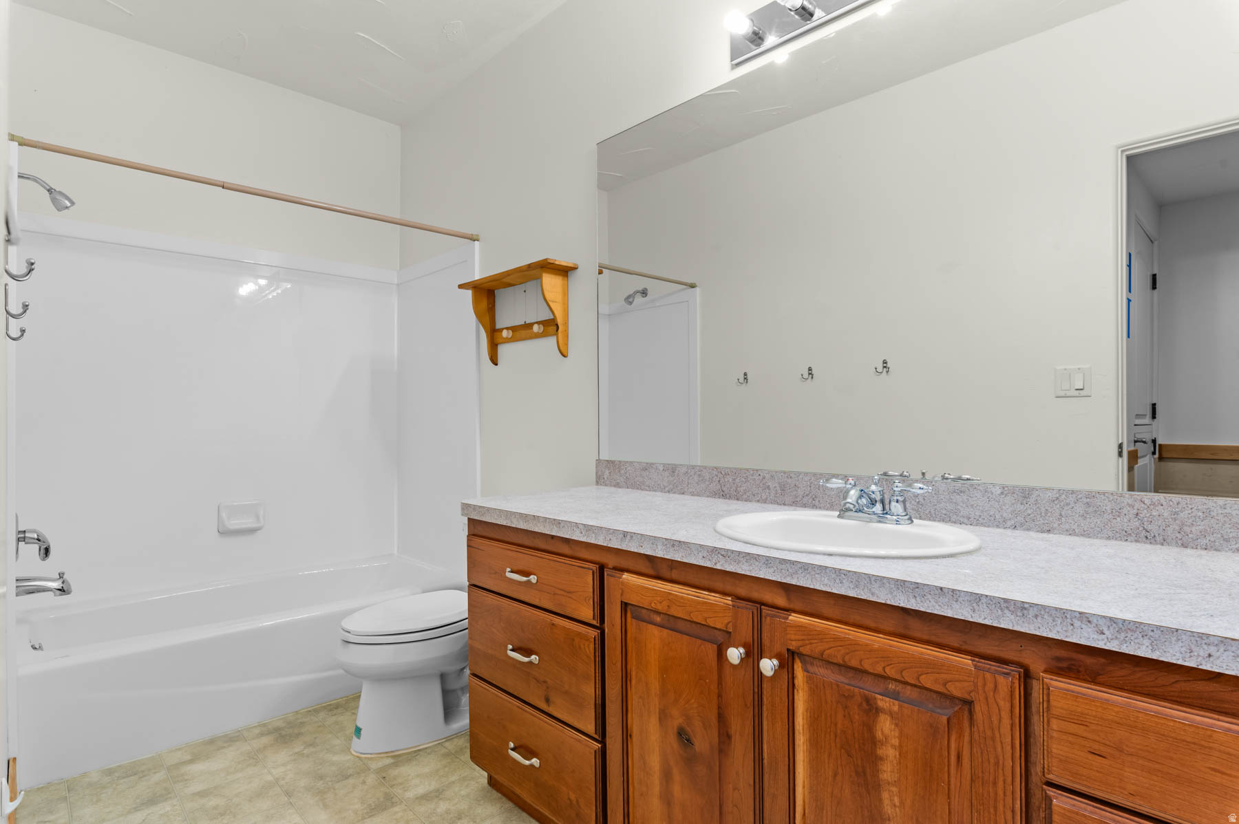 WOOD ESTATES - Residential