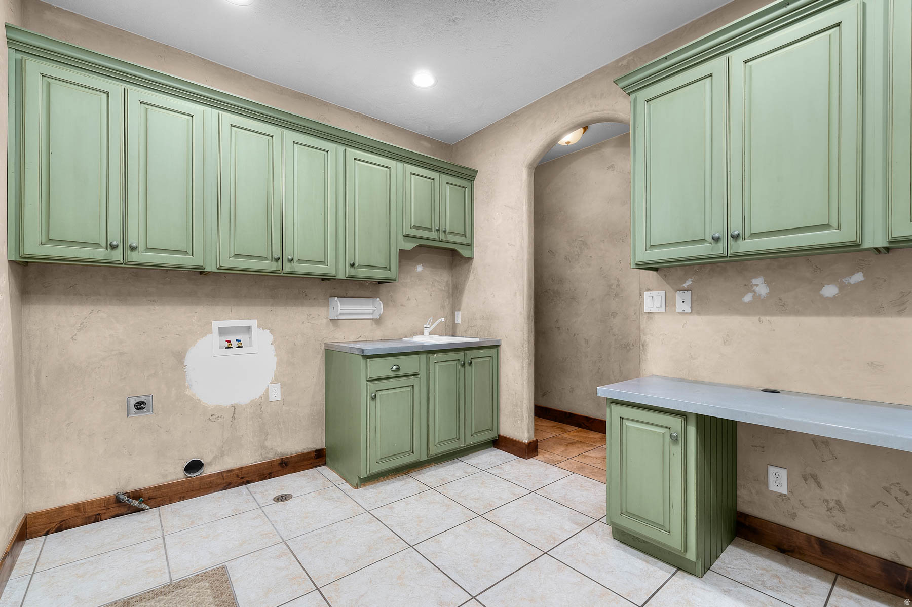 WOOD ESTATES - Residential