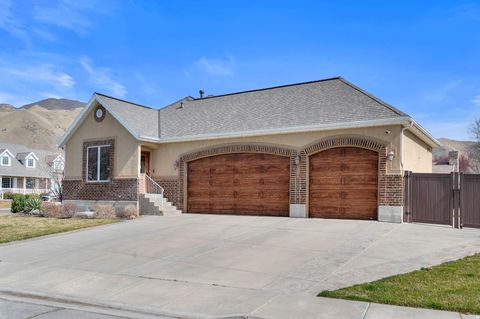 Tiny photo for 1618 E 970 S, Springville, UT 84663 (MLS # 2144329)