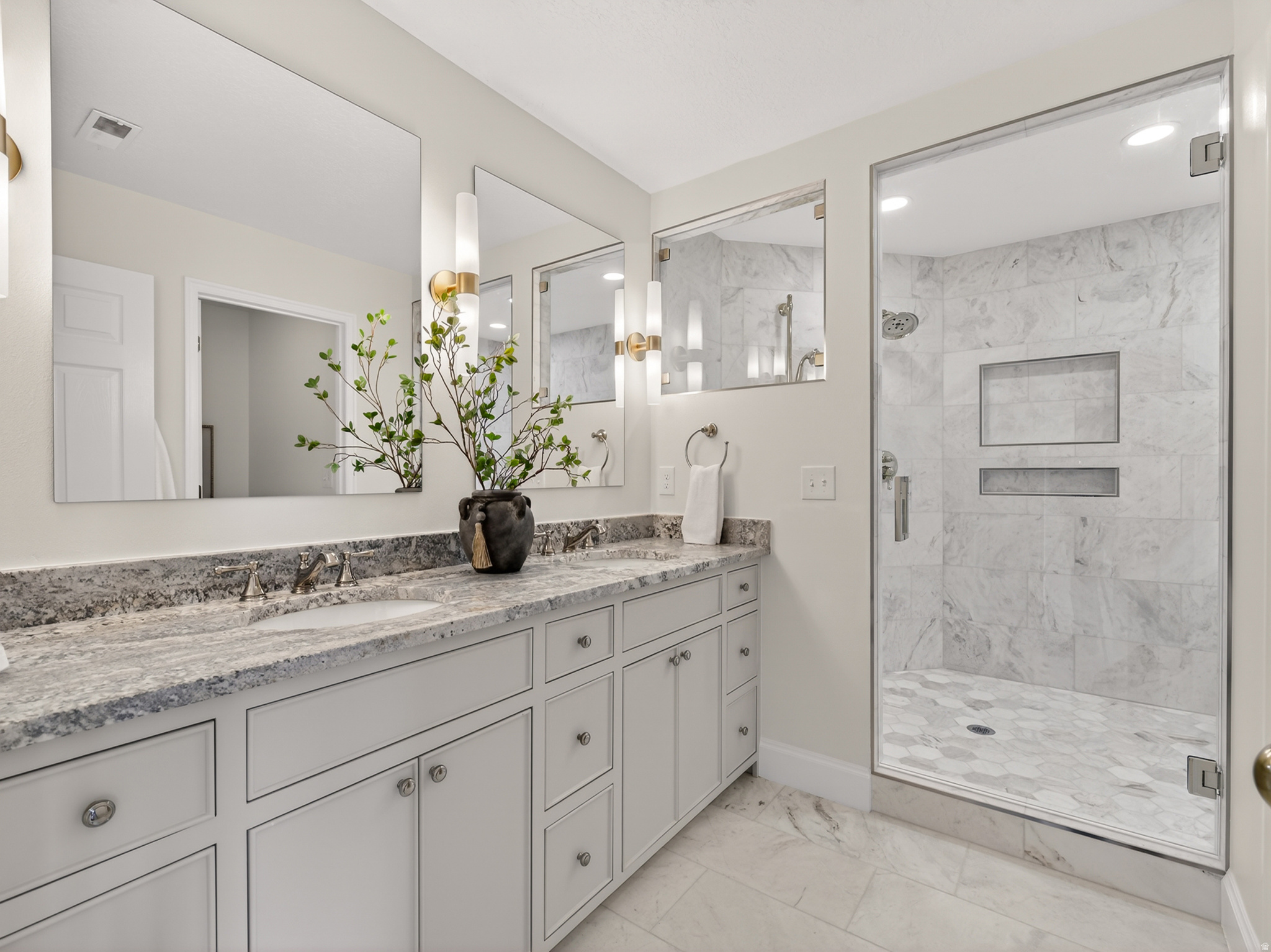 SHERWOOD HILLS - Residential