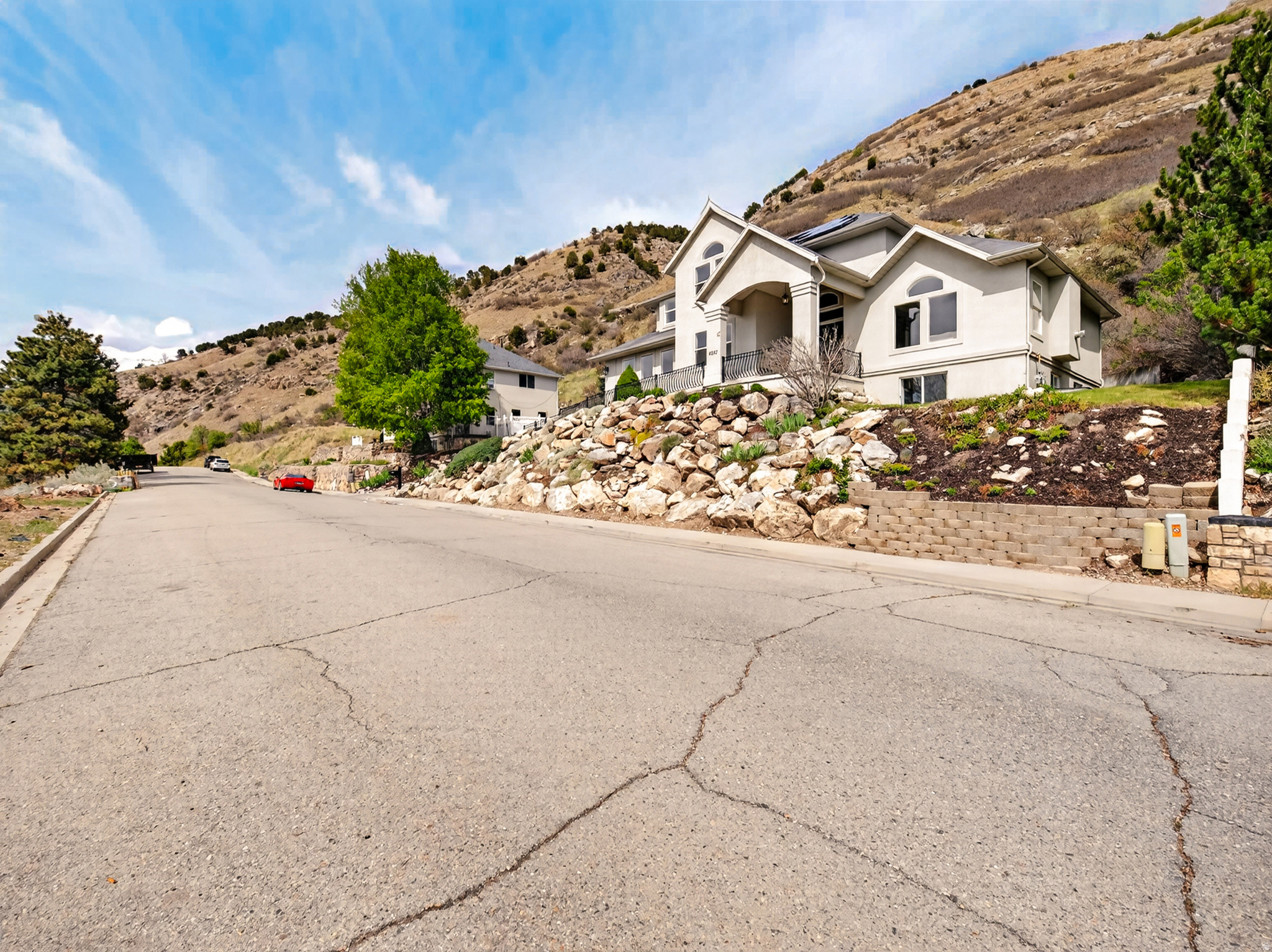 SHERWOOD HILLS - Residential