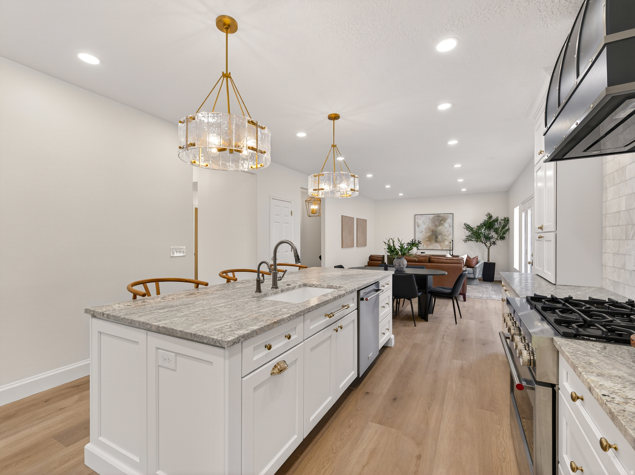 SHERWOOD HILLS - Residential